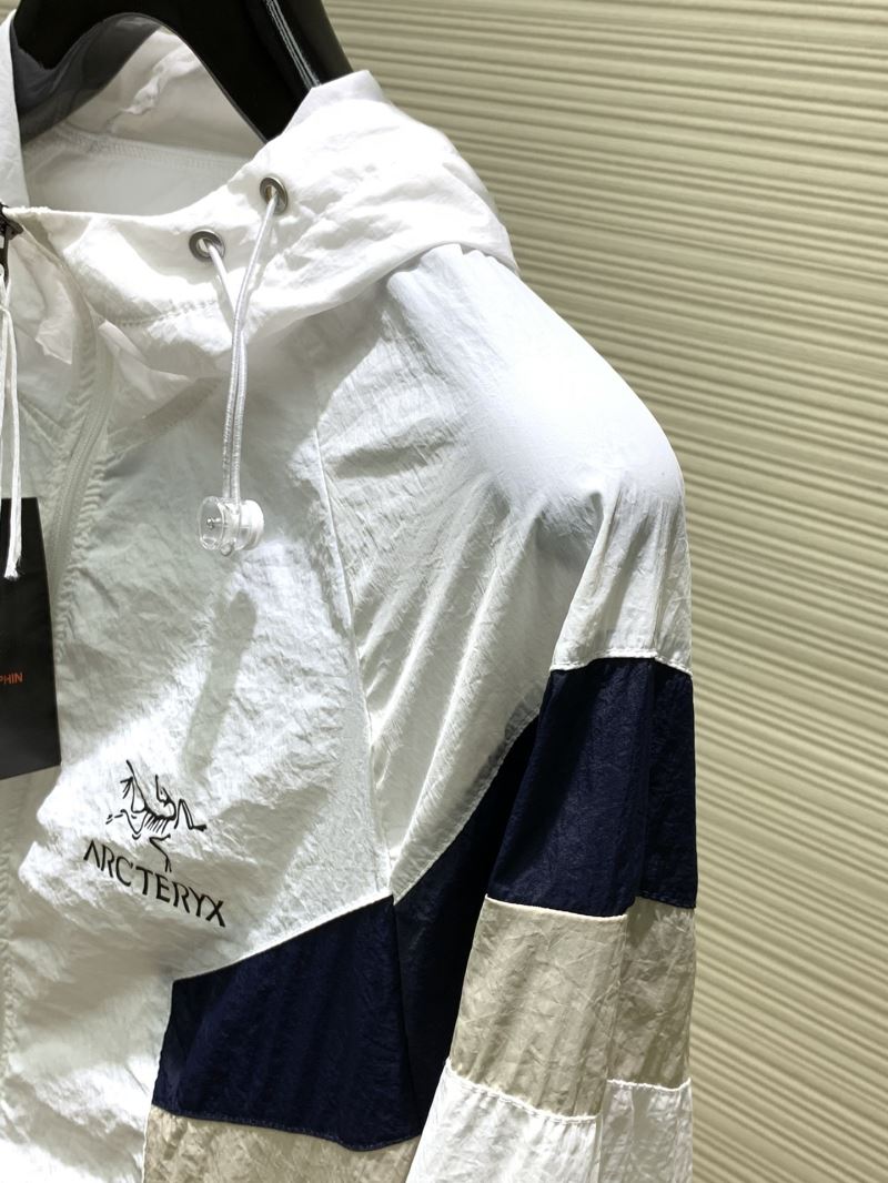 Arcteryx Sunscreen Jacket